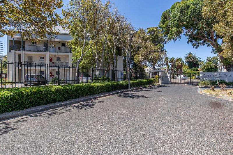 1 Bedroom Property for Sale in Plumstead Western Cape